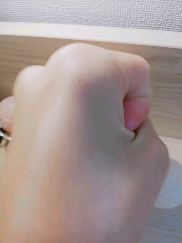 ダイソー×IT GIRL アイシャドウ/DAISO/単色アイシャドウを使ったクチコミ（2枚目）