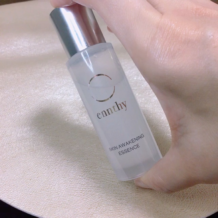 スキンアウェイクニングエッセンス/ennthy/美容液を使ったクチコミ（3枚目）