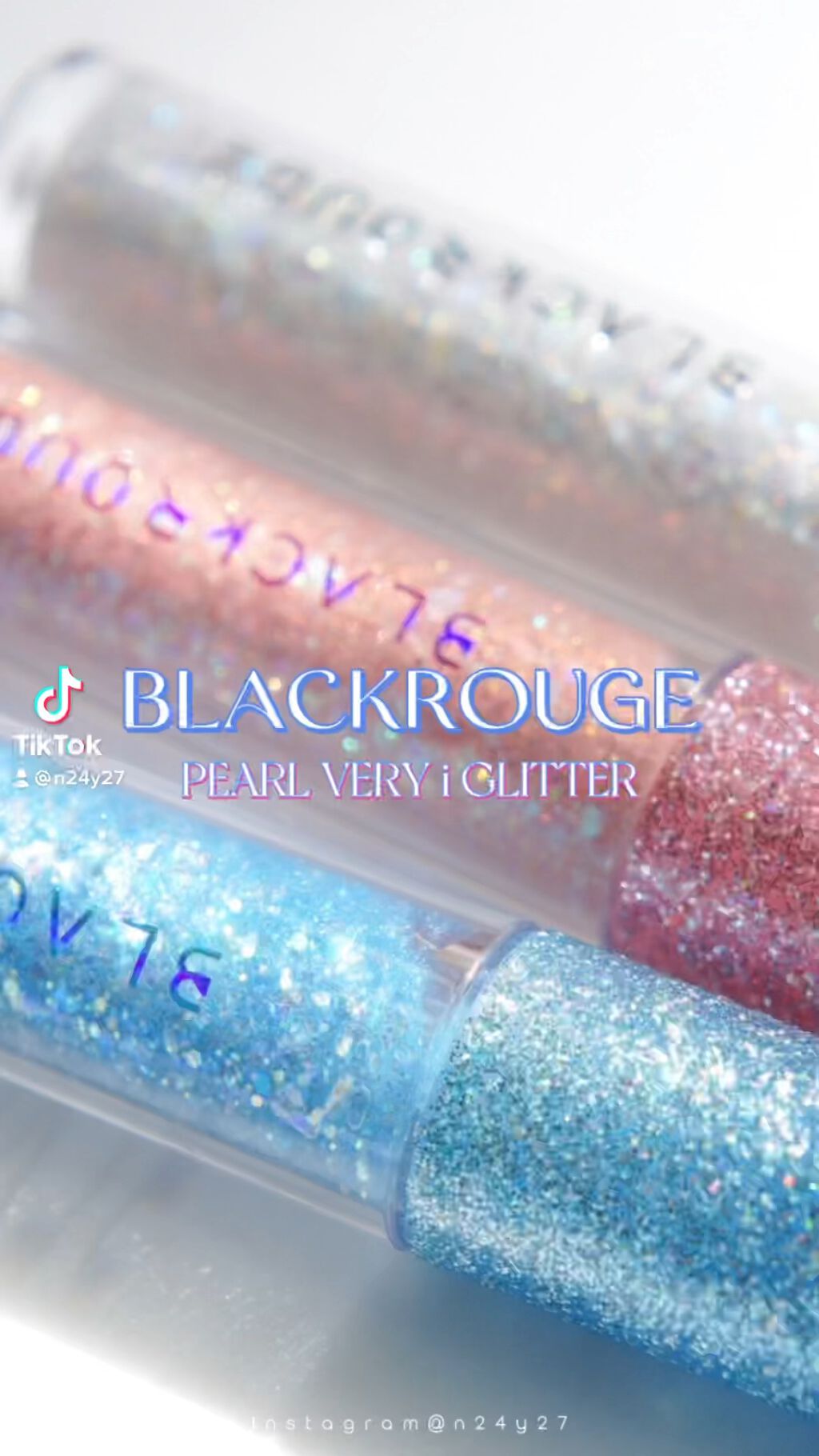 パールブリー アイグリッター  トライアングル/BLACK ROUGE/グリッターの動画クチコミ1つ目