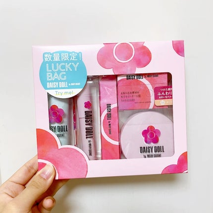 グリッター アイカラー/DAISY DOLL by MARY QUANT/リキッドアイシャドウの人気ショート動画