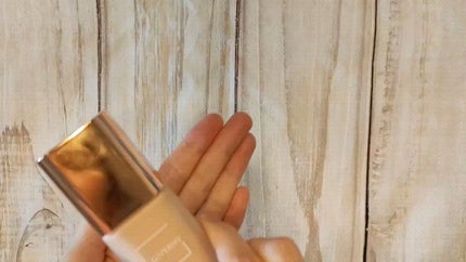 密着カバーファンデーション/GIVERNY/リキッドファンデーションの人気ショート動画