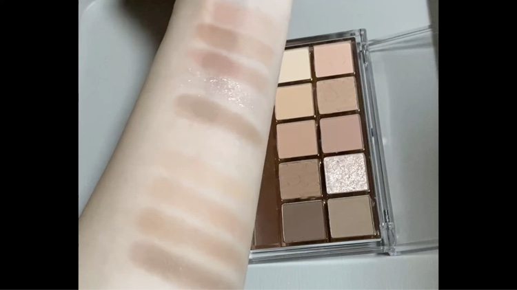 プロ アイ パレット/CLIO/アイシャドウパレットを使ったクチコミ（3枚目）