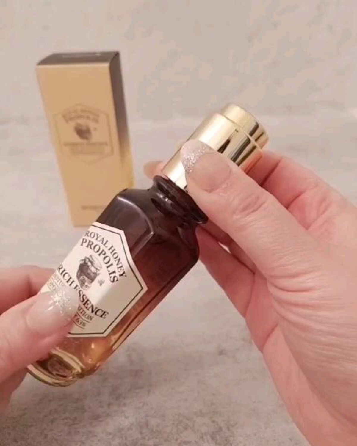 ロイヤルハニー プロポリス エンリッチ エッセンス/SKINFOOD/美容液を使ったクチコミ（2枚目）