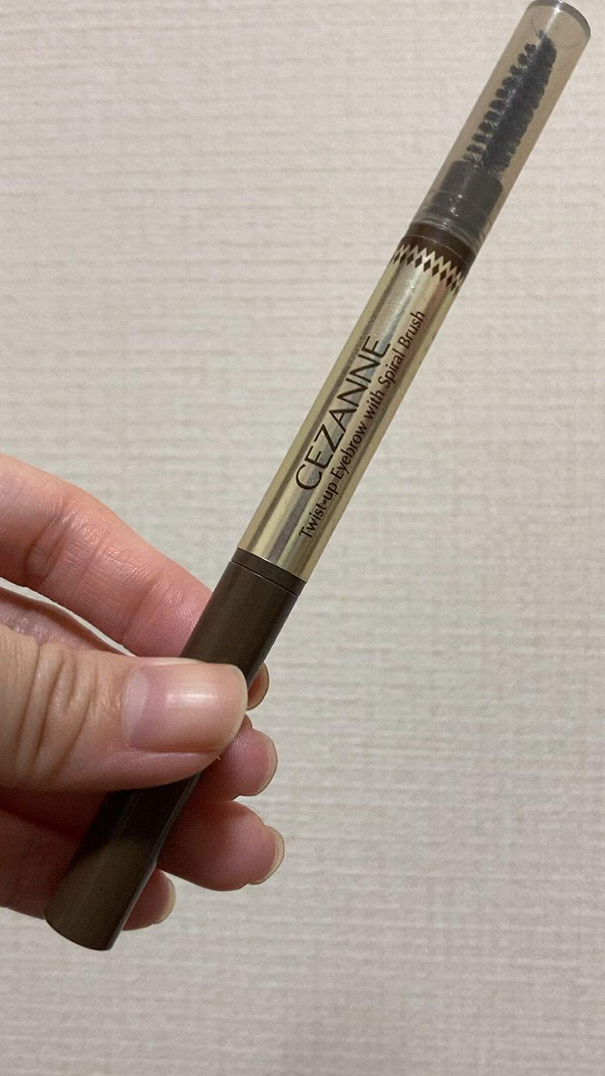 ブラシ付きアイブロウ繰り出し/CEZANNE/アイブロウペンシルの人気ショート動画