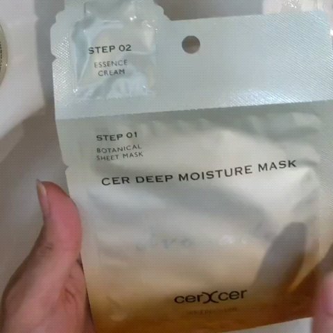 ディープモイスチャー マスク　(ケアクリーム付き)/cerXcer/シートマスク・パックを使ったクチコミ（3枚目）