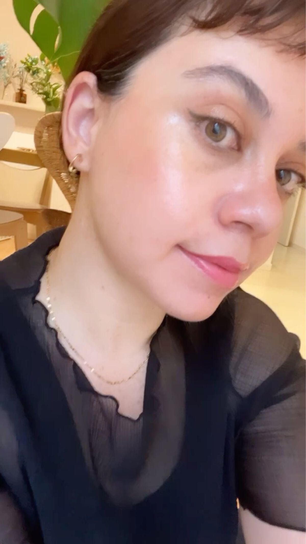 トゥルーディメンションラディアンスバーム/hince/スティックハイライトを使ったクチコミ（2枚目）