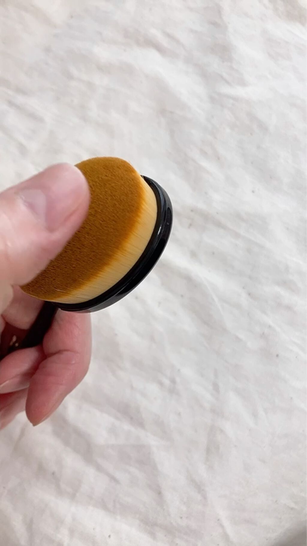 歯ブラシ型メイクブラシ/DAISO/メイクブラシの動画クチコミ3つ目