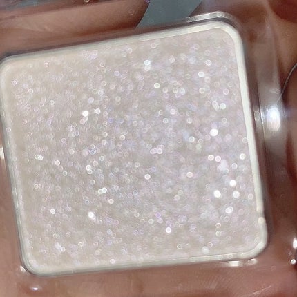 マルチカラーバリエーション トゥインクル/チャコット・コスメティクス/単色アイシャドウの人気ショート動画