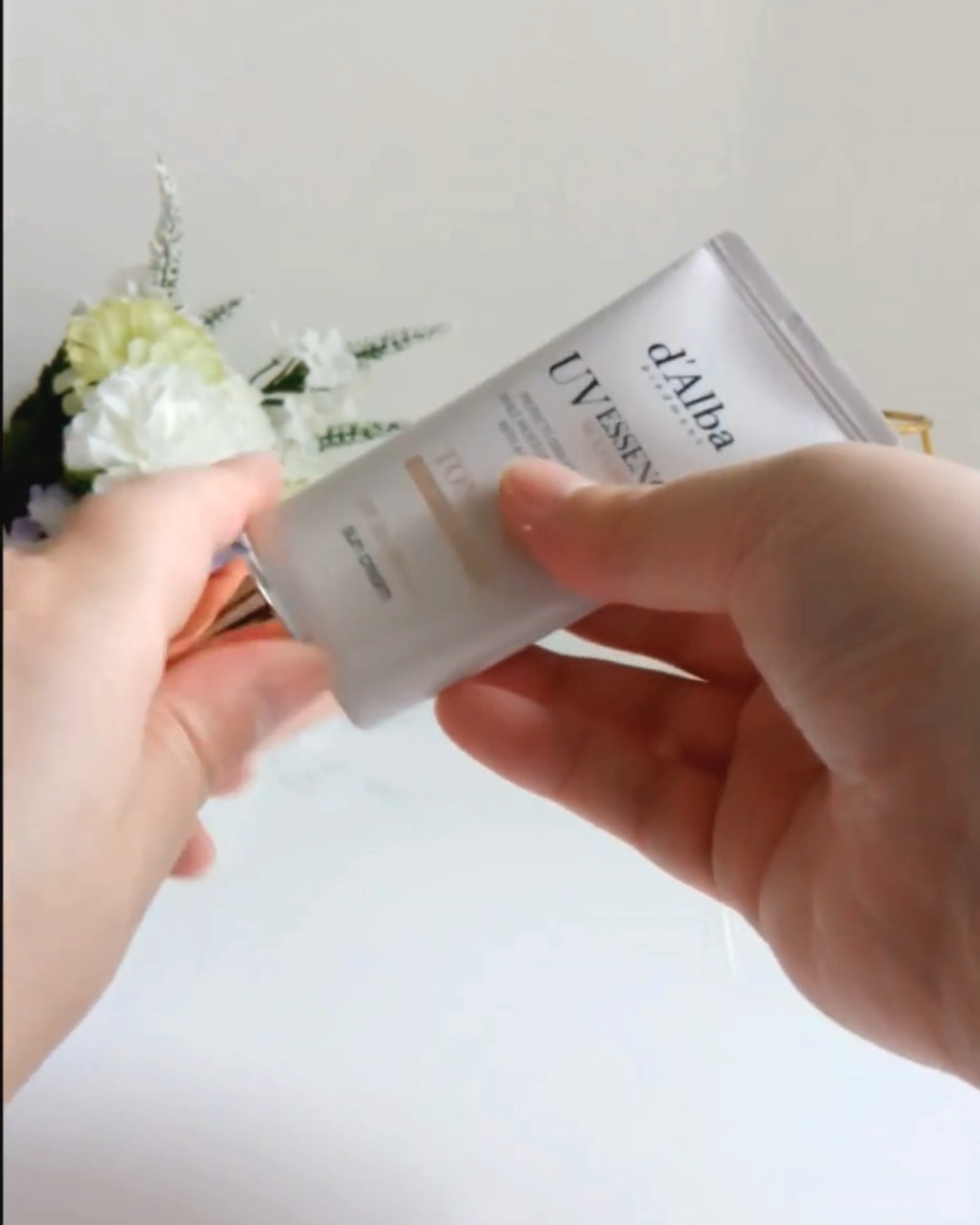 ウォータフルトーンアップサンクリーム/ダルバ/日焼け止めクリームを使ったクチコミ（2枚目）