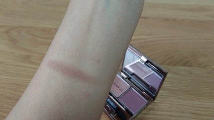 ディープヴェールアイズ/LUNASOL/アイシャドウパレットの動画クチコミ3つ目