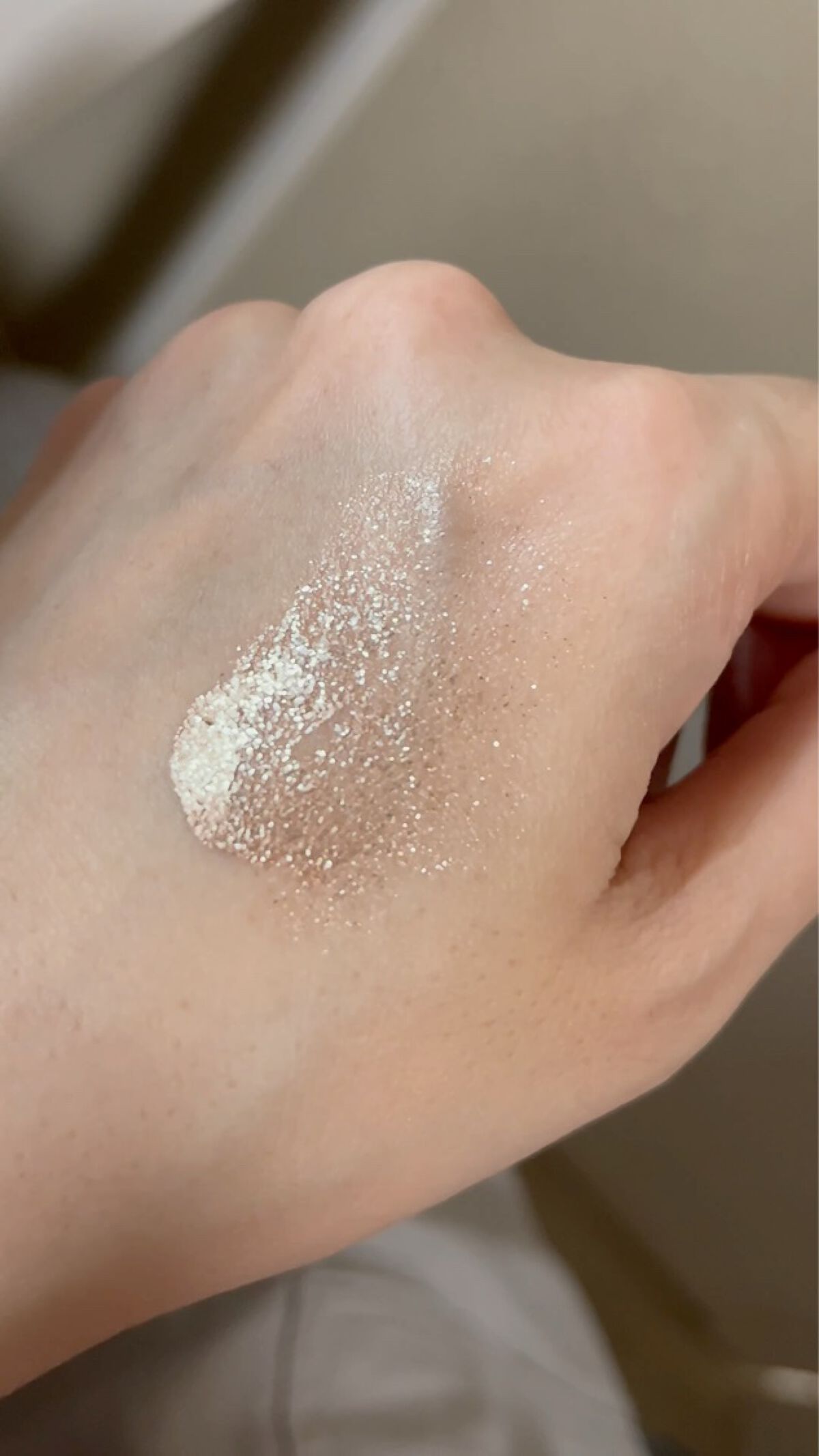 メタルグリッジー/フォレンコス/リキッドアイシャドウの動画クチコミ3つ目