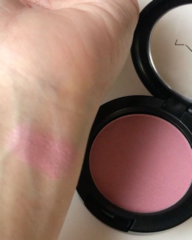 M・A・C パウダー ブラッシュのクチコミ「
⋈﻿POWDER BLUSH/MAC⋈﻿
✓WELL DRESSED/ウェルドレスト

最近.....」（3枚目）