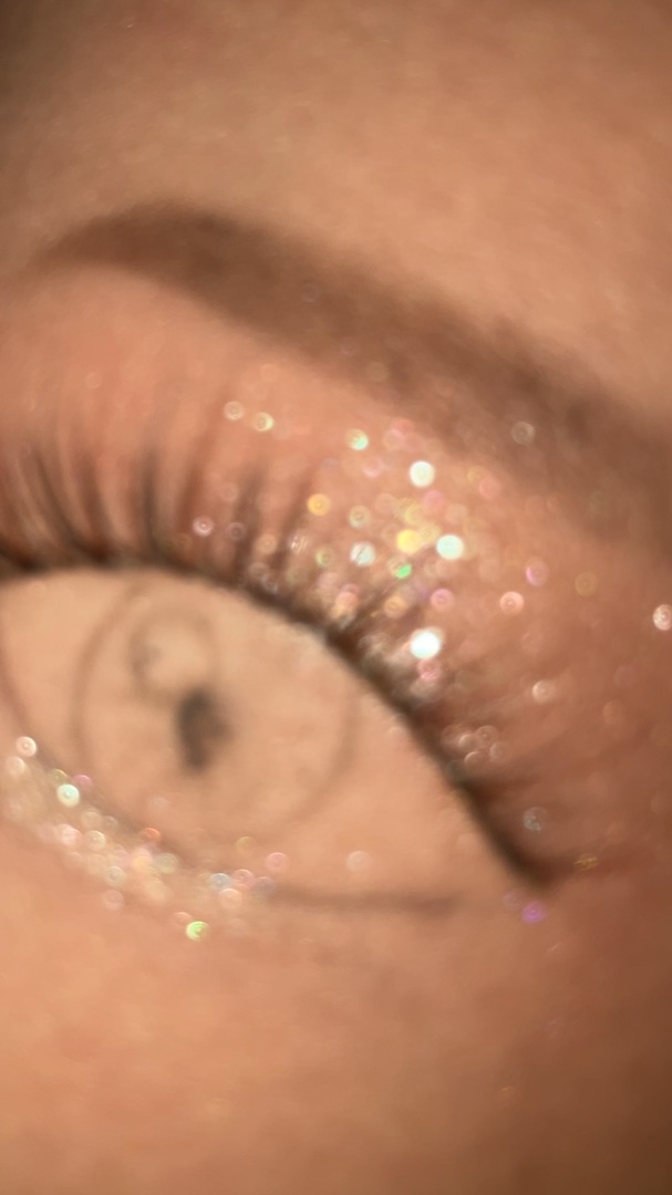 アディクション ザ アイシャドウ スパークル/ADDICTION/単色アイシャドウの人気ショート動画