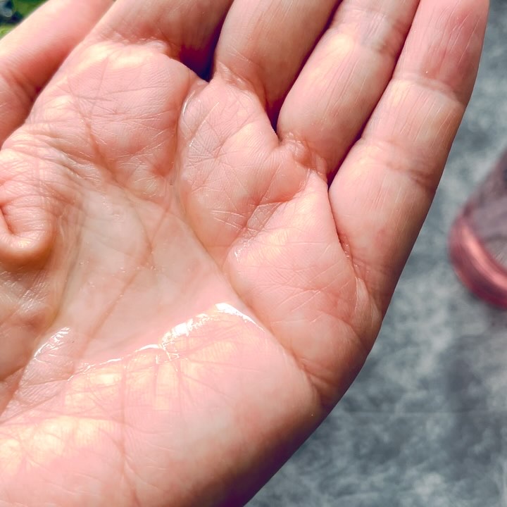 イオナR ディープクレンジングオイル/イオナR (イオナアール)/オイルクレンジングの動画クチコミ3つ目