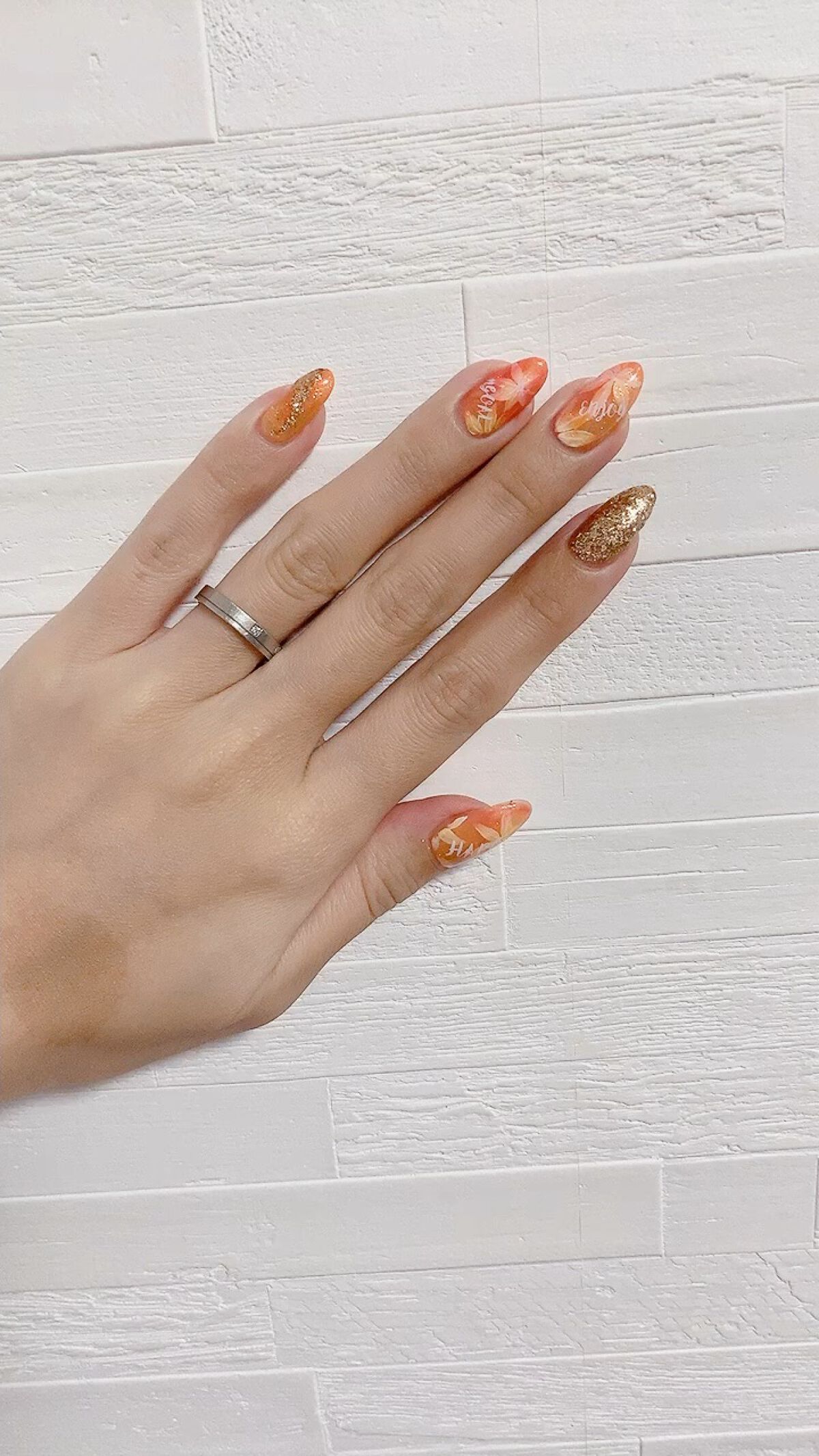 #マイネイル,#もみじネイル,#mglitterネイル,#ギャルネイル,#紅葉ネイル,#秋ネイルのネイルデザイン