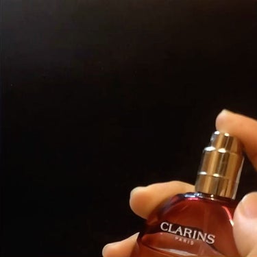 フィックス メイクアップ/CLARINS/ミスト状化粧水を使ったクチコミ（2枚目）