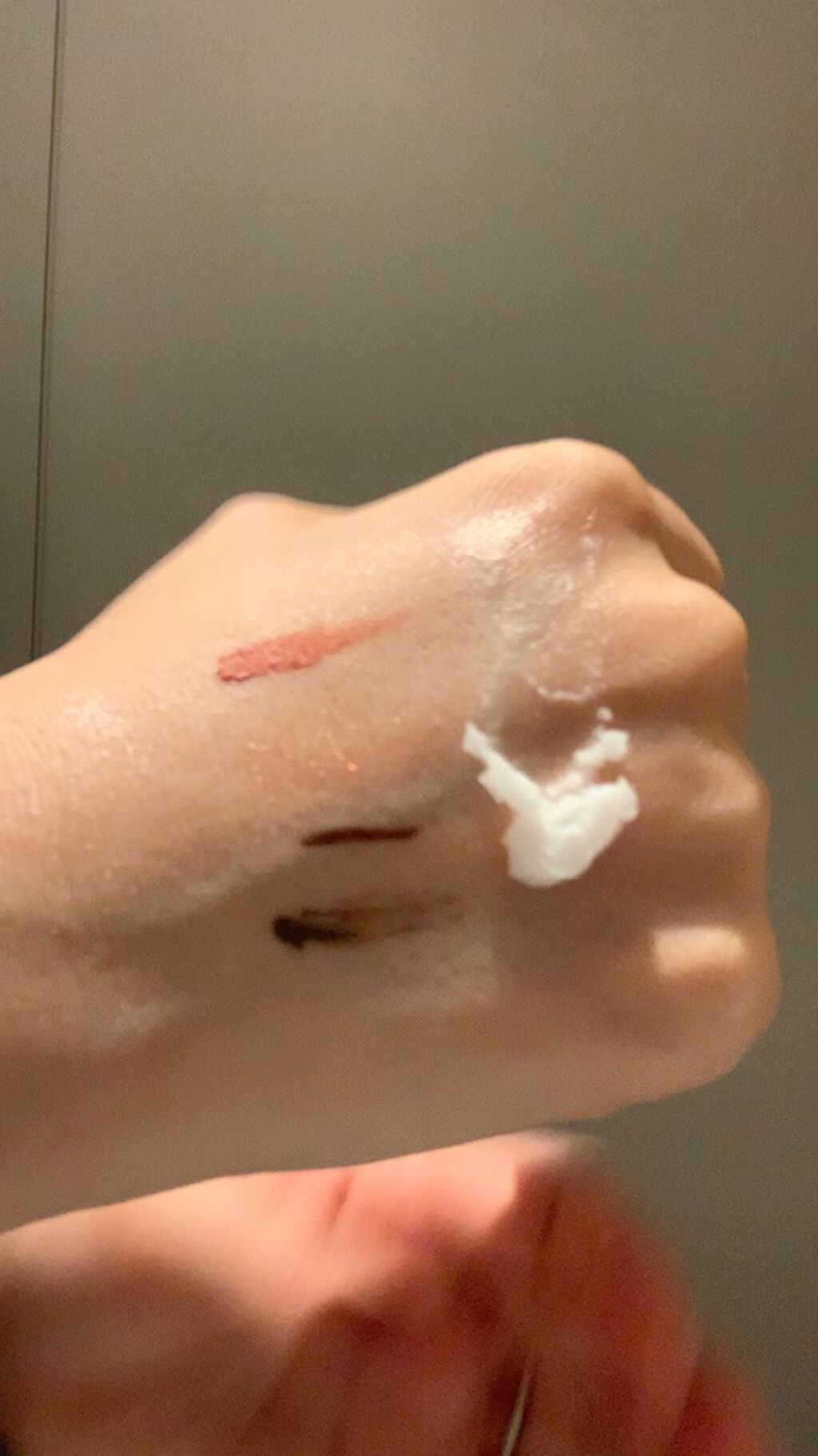 カモマイル サンプチュアス クレンジングバター/THE BODY SHOP/クレンジングバームの人気ショート動画