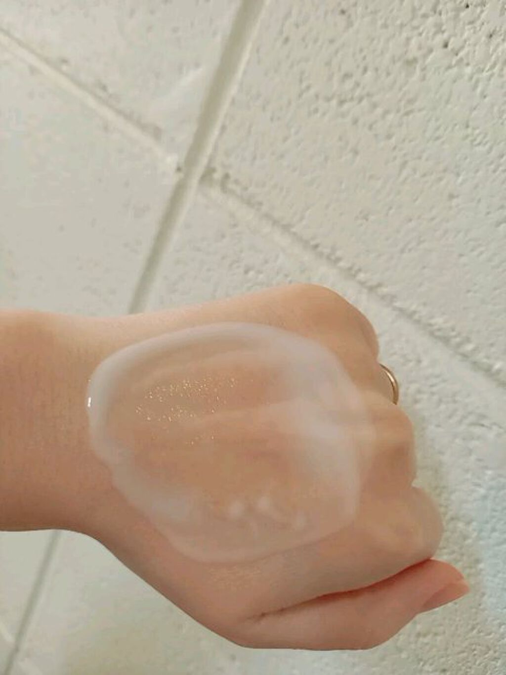 薬用美白エッセンスEX アクティベートムース/ALBLANC/美容液の動画クチコミ1つ目