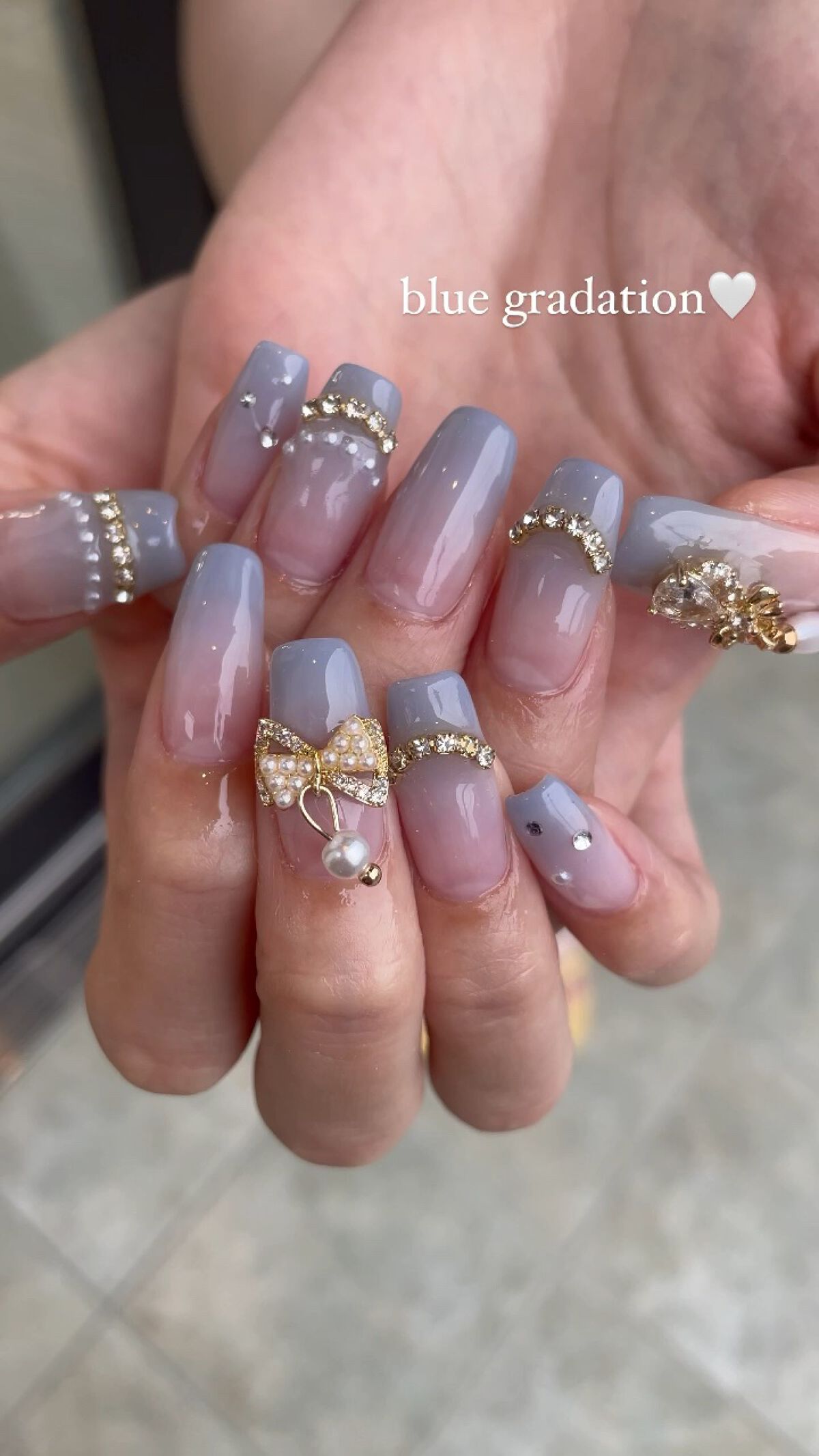 #ジェルネイル,#セルフネイル,#ビジューネイル,#結婚式ネイル,#ワンホンネイル,#キラキラネイル,#オタクネイル,#newネイルのネイルデザイン