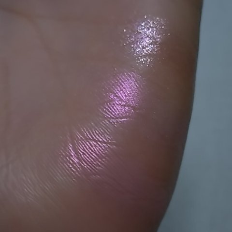 マイフェイブピースアイシャドウ/HOLIKA HOLIKA/単色アイシャドウの動画クチコミ1つ目