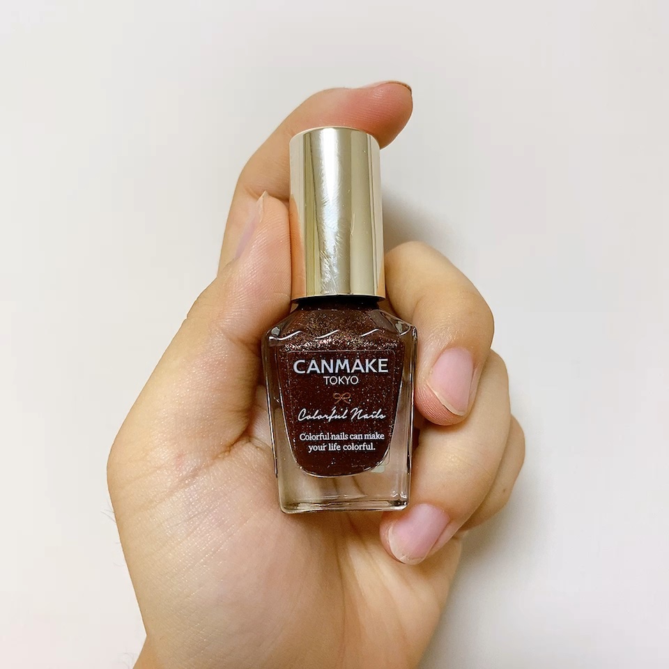 カラフルネイルズ/キャンメイク/マニキュアの動画クチコミ1つ目