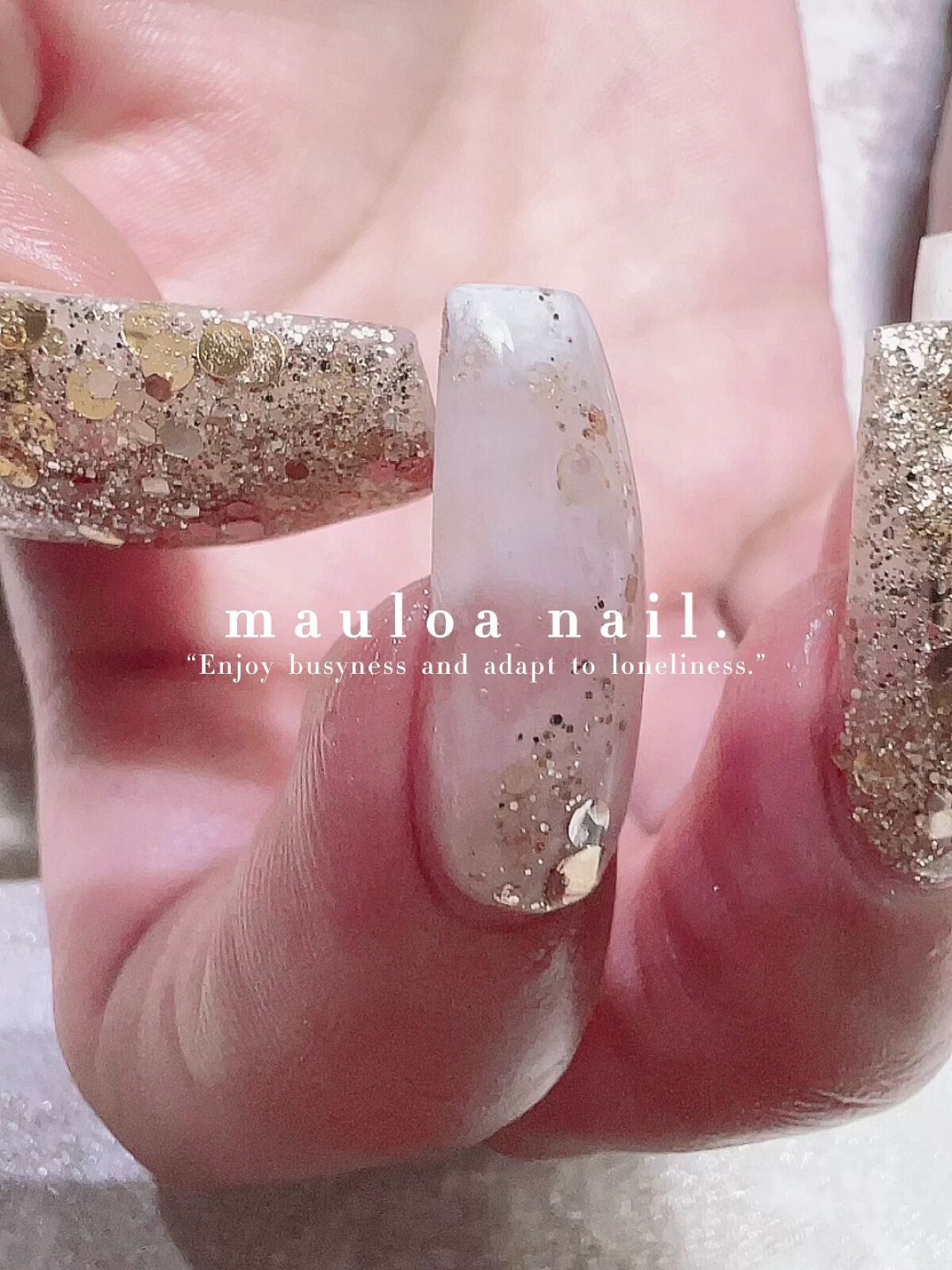 #ネイル,#冬ネイル,#アートネイル,#海ネイル,#ミラーアートネイル,#ニュアンスネイル,#くすみカラーネイル,#サマーネイル,#ジュエリーネイル,#ミラーネイル,#牛柄ネイル,#スタッズネイル,#太陽ネイル,#天王寺ネイル,#シンプルネイル,#タイル柄ネイル,#cow柄ネイルのネイルデザイン