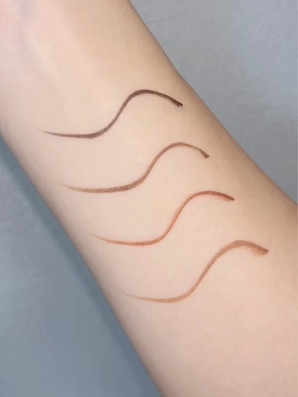 リキッドアイライナーTP/キングダム/リキッドアイライナーの動画クチコミ3つ目