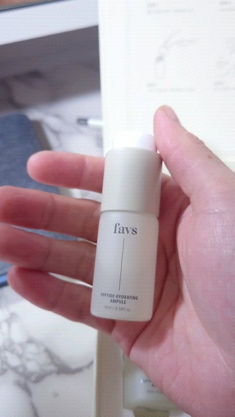 ペプチドハイドレーティングアンプル/favs/美容液の動画クチコミ2つ目