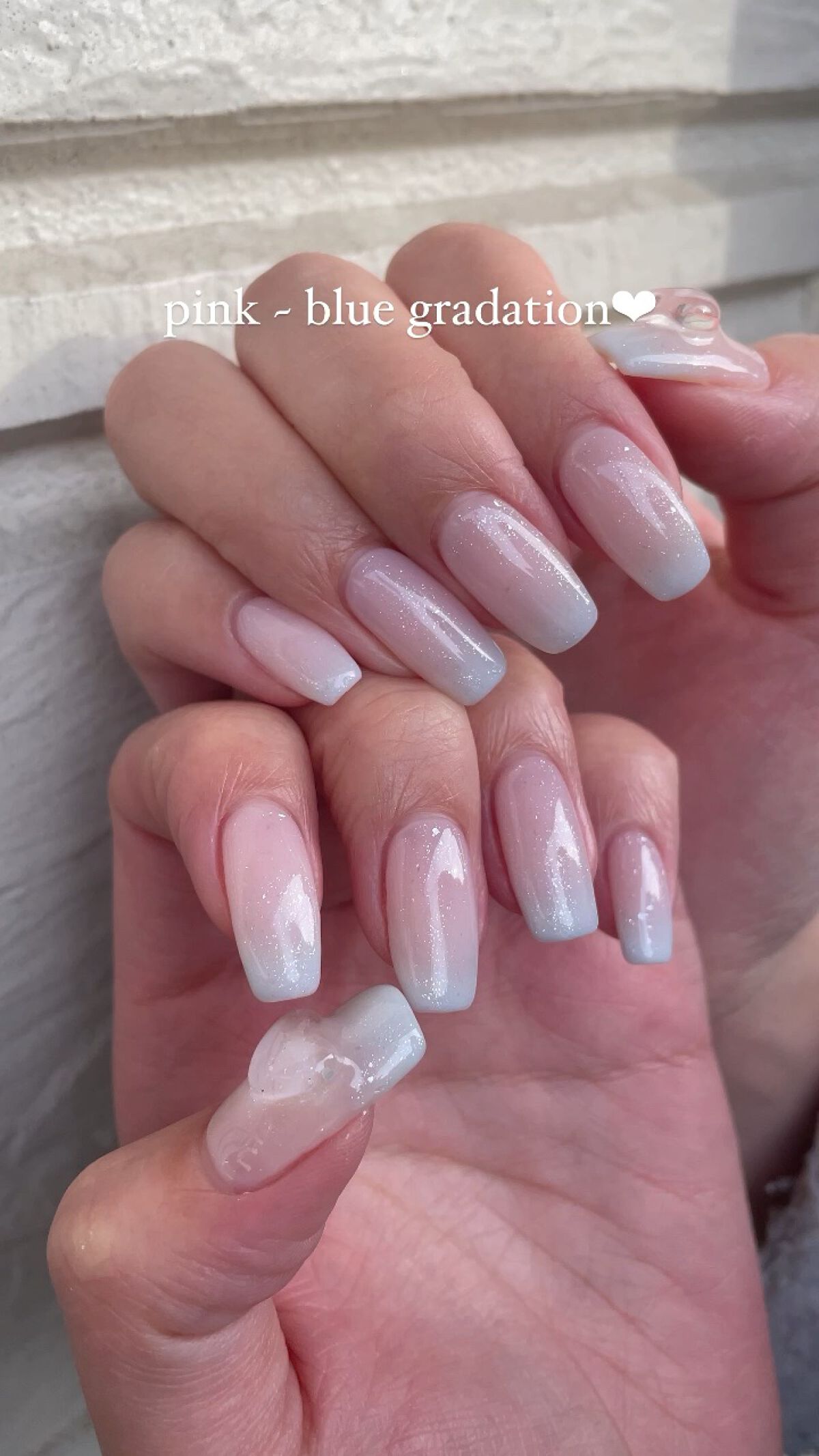 #ジェルネイル,#セルフネイル,#ガーリーネイル,#グラデーションネイル,#ハートネイル,#冬ネイルのネイルデザイン