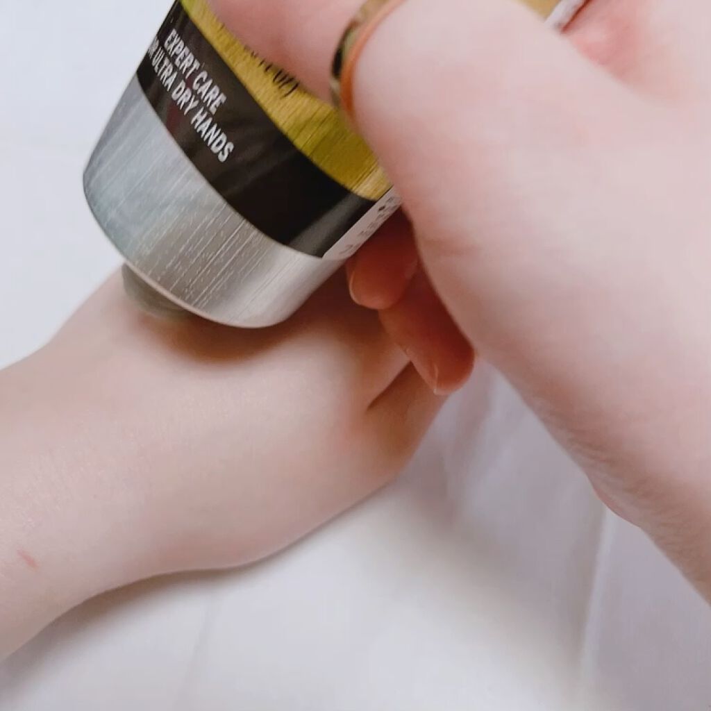 ハードワーキング ハンドクリーム HP/THE BODY SHOP/ハンドクリームの動画クチコミ3つ目