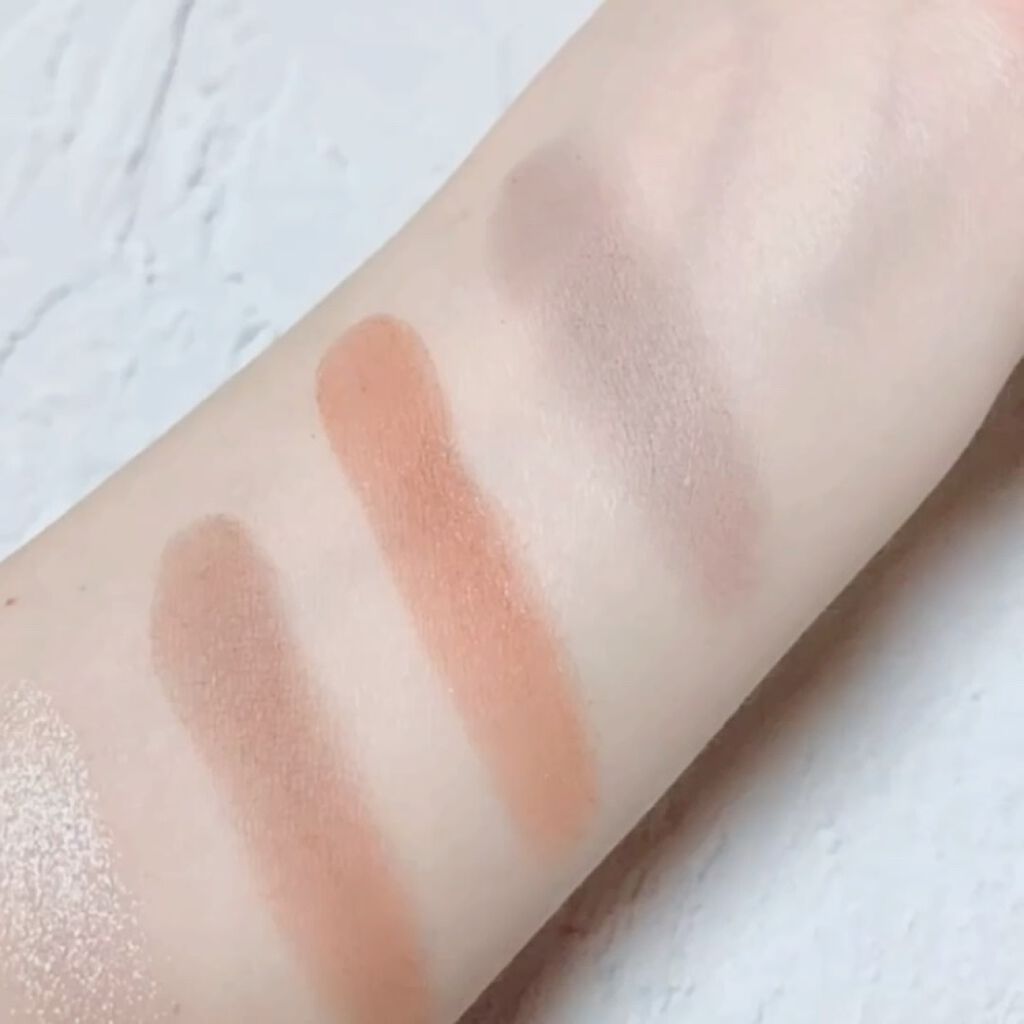 4色アイシャドウパレット/aZTK/アイシャドウパレットの動画クチコミ4つ目