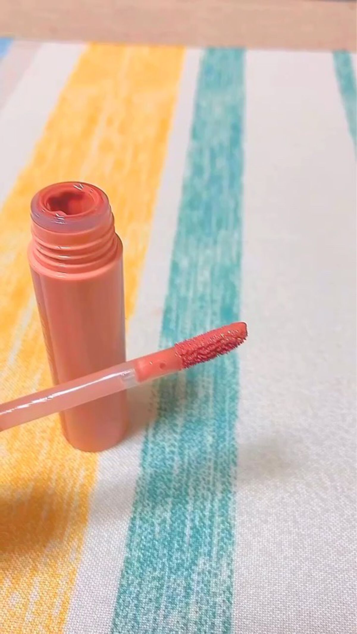 ジューシーラスティングティント/rom&nd/リップティントを使ったクチコミ（3枚目）