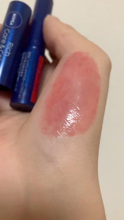 ニベア リッチケア&カラーリップ/ニベア/リップクリームの人気ショート動画