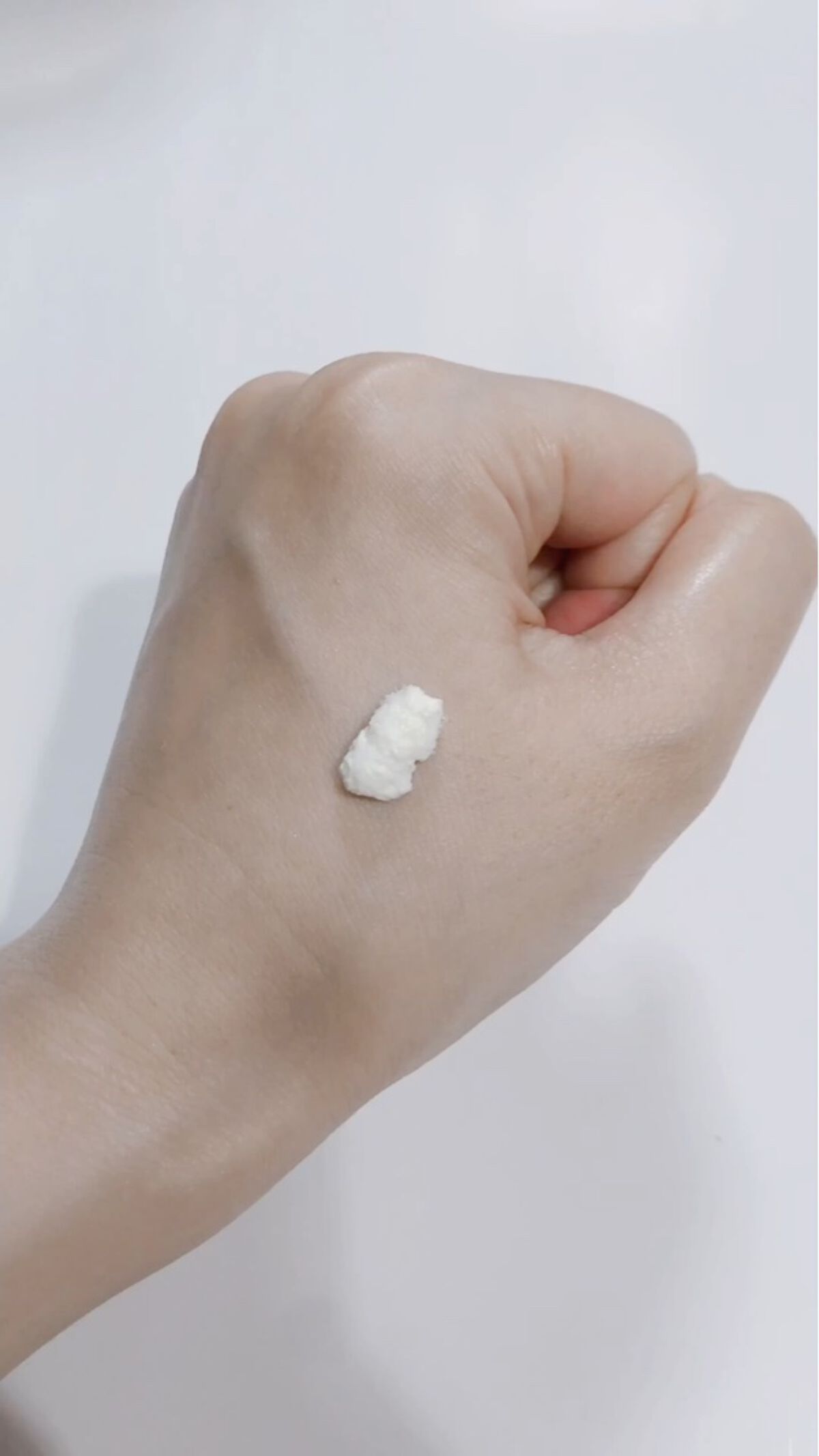 マイルドケアUV ミルキィジェル/サンカット®/日焼け止めジェルの動画クチコミ1つ目