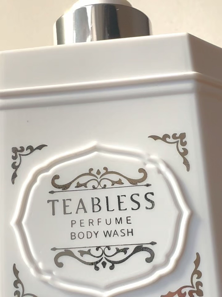 パフュームボディウォッシュ リリームスクホワイトティー/TEABLESS/ボディソープを使ったクチコミ（2枚目）