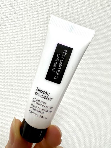 shu uemura
ステージ パフォーマー ブロック：ブースター
サクラピンク


サンプル頂いたので使ってみました！

使用感は程よいとろみで
ストレスなくさっと伸ばせてかなりよい

結構テカテカな