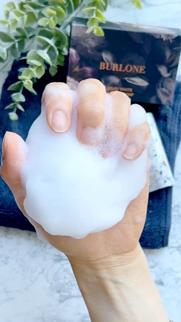 BURLONE ナチュラルソープ ミルキーホワイト/BURLONE/洗顔石鹸の動画クチコミ1つ目