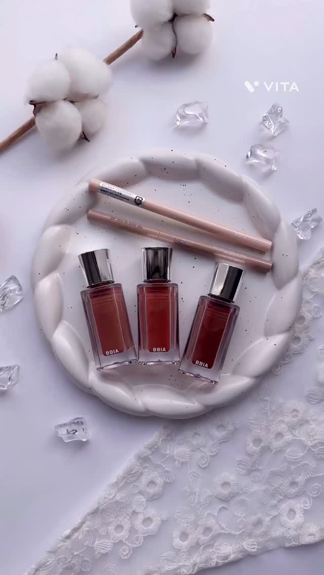 .
⁡
⁡
@bbia.japan 
🏷️オーバーグレイズティント
カラー:13.14.15
⁡
大好きなティントに新色登場🫶🏻
秋冬にぴったりなカフェラテカラー🍂☕️
⁡
⁡
レイヤリングするほど鮮明なツヤ感と
色味が今回も可愛す