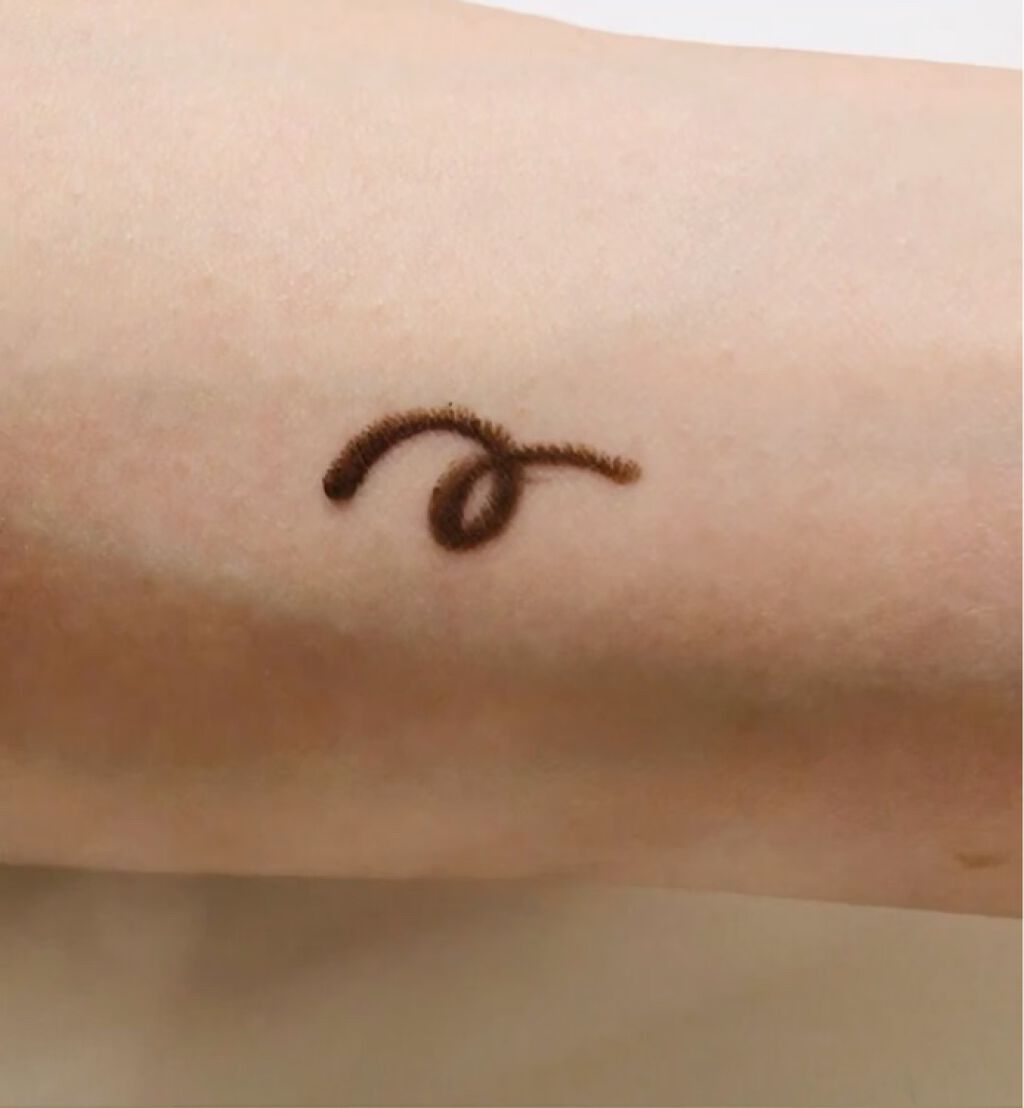 リアルラスティングアイペンシル24h WP/K-パレット/ペンシルアイライナーの動画クチコミ1つ目