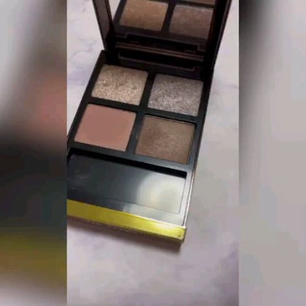 アイ カラー クォード/TOM FORD BEAUTY/アイシャドウパレットの人気ショート動画