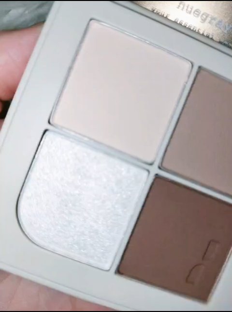 エッセンシャルアイパレット/nuegray/アイシャドウパレットを使ったクチコミ（3枚目）