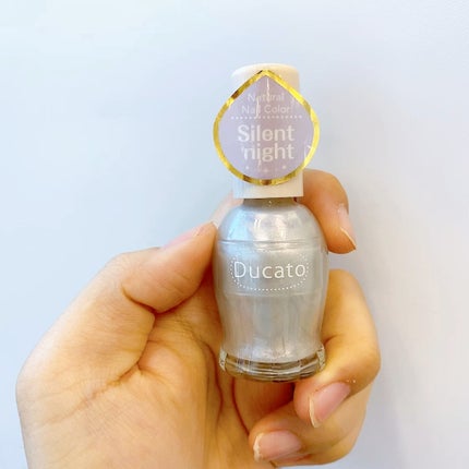 ナチュラルネイルカラーN/デュカート/マニキュアの人気ショート動画