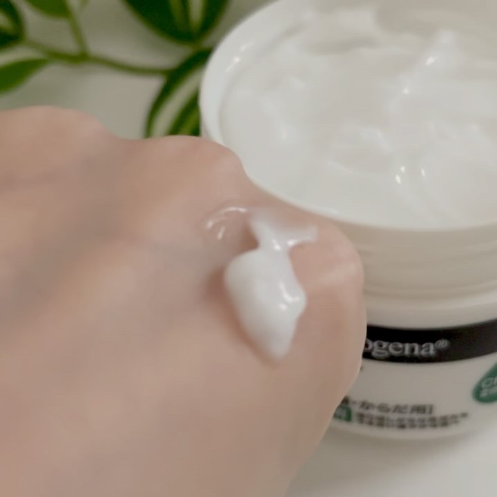 ニュートロジーナ®ノルウェー フォーミュラ インテンスリペア CICA 高保湿クリーム/Neutrogena/フェイスクリームを使ったクチコミ（3枚目）