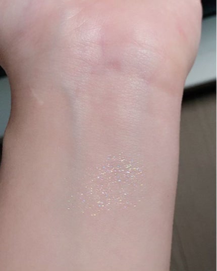 マルチグリッターカラー/ENBAN TOKYO/単色アイシャドウを使ったクチコミ(3枚目)