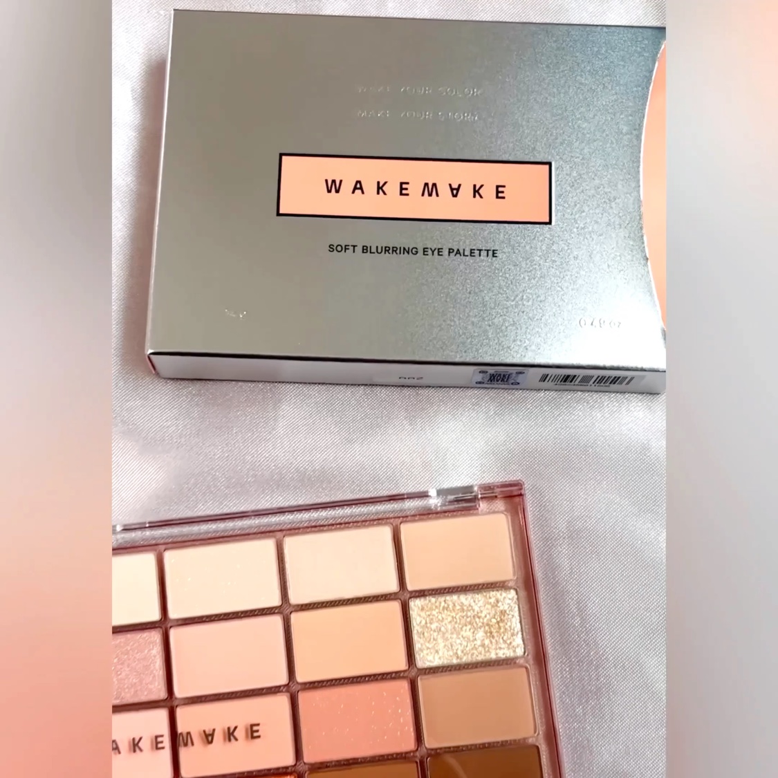 ソフトブラーリングアイパレット/wakemake/アイシャドウパレットを使ったクチコミ（2枚目）