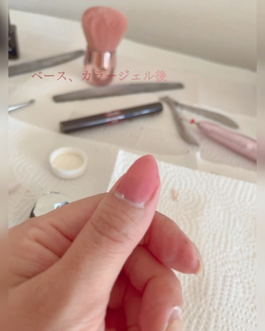 EEprojectさんの"ネイル4点セッドなら、コスパ良く自宅でネイルできちゃうよ💅


個人的に、好きな時に好きなデザインが作れるからセルフネイルが好きだし、こちらのアイテムがとっても重宝しています😌！


時間なくていつサロン行ける