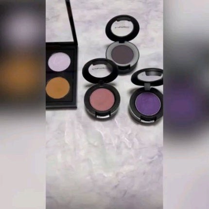 パウダー キス アイシャドウ/M・A・C/単色アイシャドウの人気ショート動画