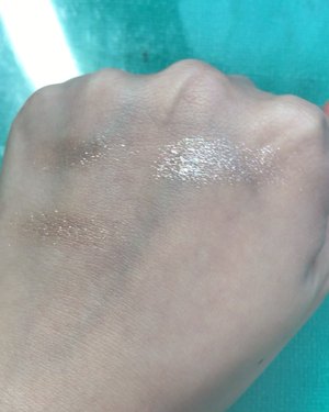 ザ アイシャドウ L/ADDICTION/単色アイシャドウを使ったクチコミ（3枚目）