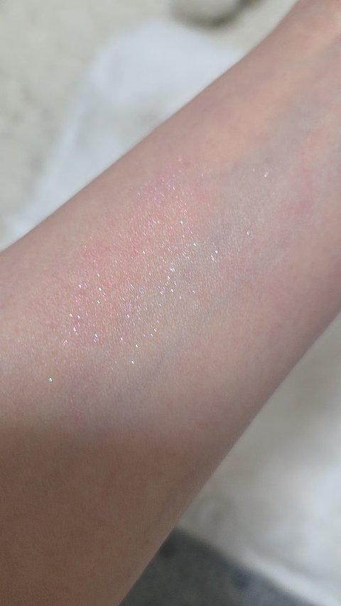 シャドーカスタマイズ (フローティング)/マジョリカ マジョルカ/単色アイシャドウを使ったクチコミ（3枚目）