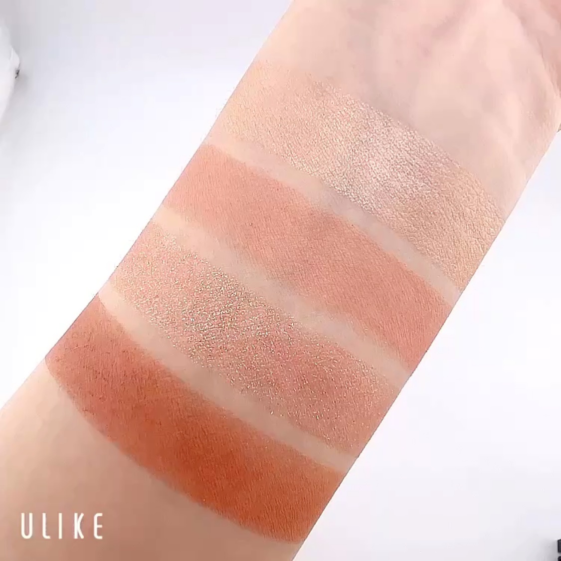 ラグジュアリー パレット アイシャドウ/Charlotte Tilbury/アイシャドウパレットの動画クチコミ3つ目